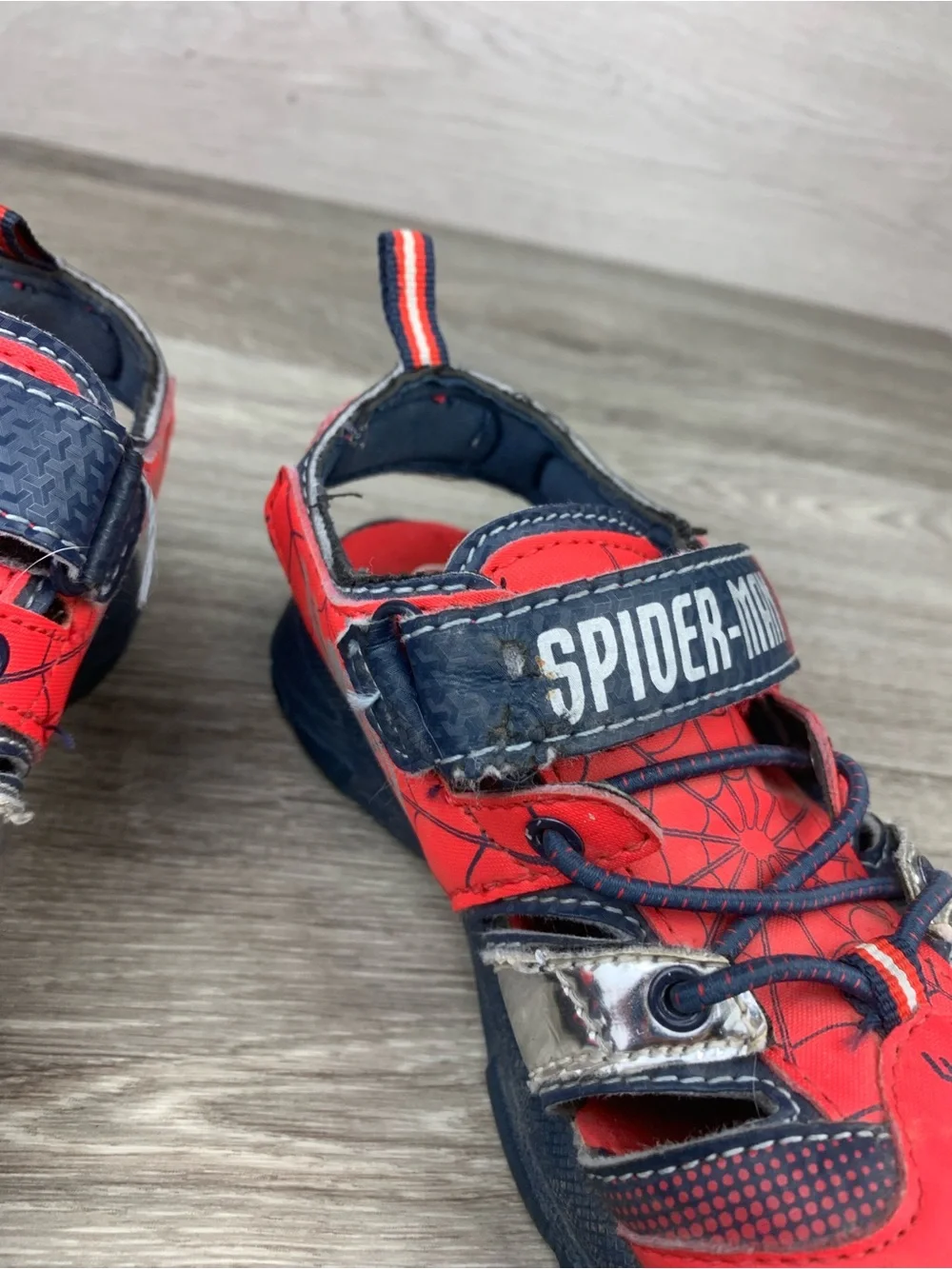Light Up Marvel Spider-Man Boys 9 Toddler Closed Toe Sandals Red Blue